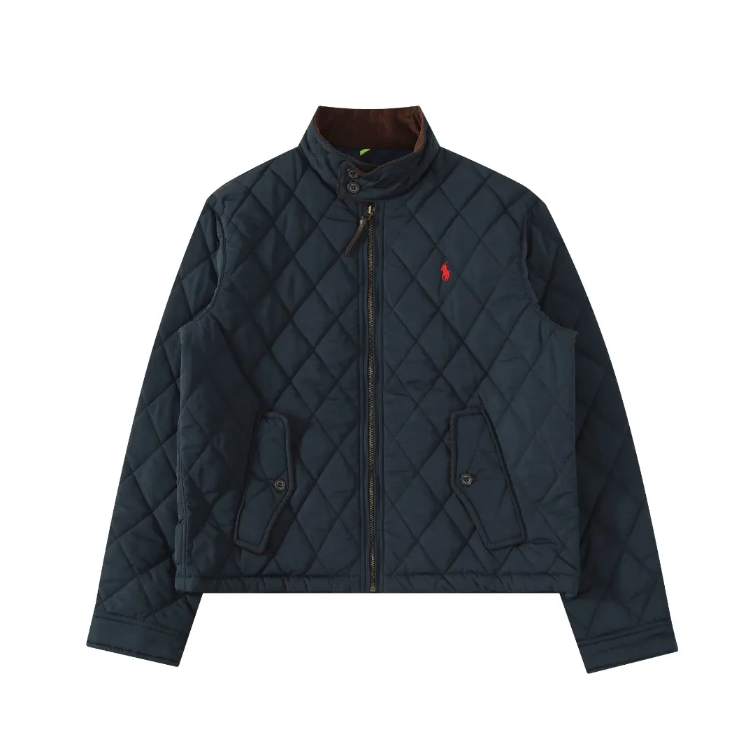 P350 #R57 Ralpah Lauren/Ralph Lauren Diamond Check Stand Collar Veteran Cotton Jacket Uniform British Retro Style for Men and Women Item No. RL17381 Classic Diamond Henley Lavalier Thin Cotton Jacket Simple yet stylish corduroy trimmed cuffs Collar Can be straight folded Two-wear, half-high collar front double-button closure, front full zipper Fabric has a certain anti-water effect, classic forever , there are adjustable buckle tabs at the back waist. Delicate embroidery of the pony on the left side of the chest is retro and timeless. Color: black, navy blue, brown, army green. Size: M L